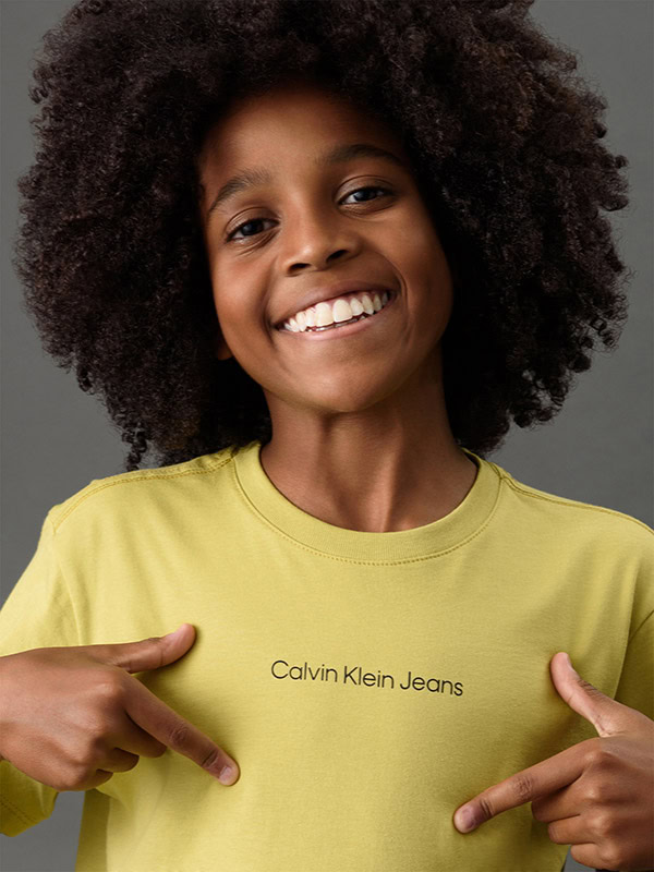 camta boy logo centralizado verde pistache