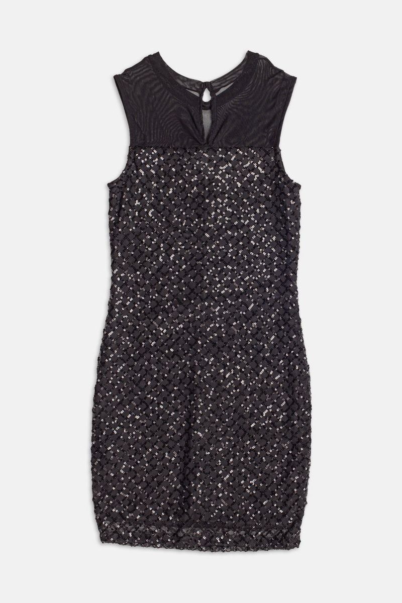 vestido em tule com paetÊ preto