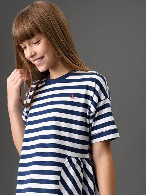 7647be5c9022b3316eaefbd45fdf225c.jpg 7647be5c9022b3316eaefbd45fdf225c.jpg