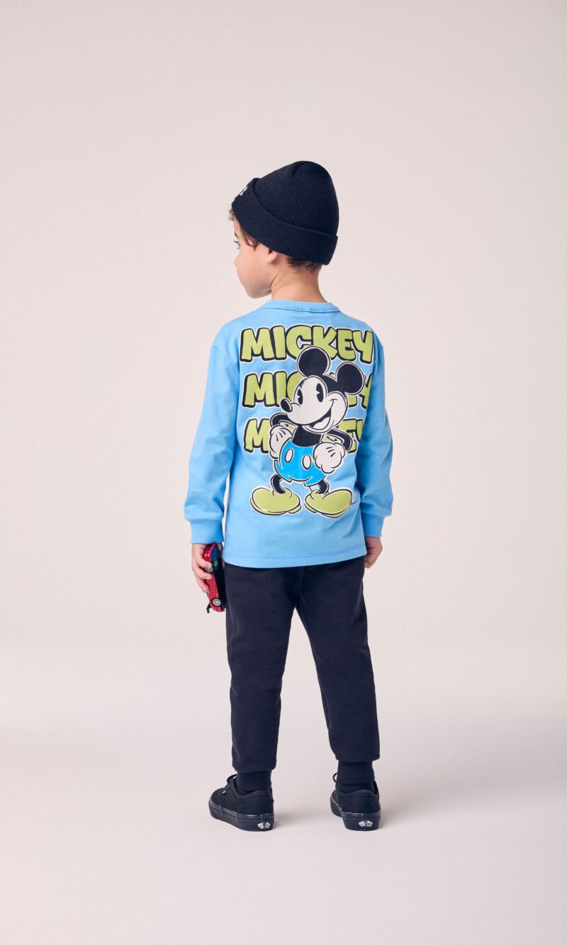 d4b46688dff7063e92cb05a4dc2cf9d6.jpg